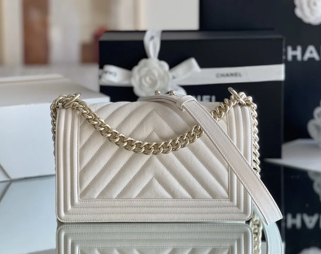 CHLMedium Classic Flap Bag 25cm White For Women A67086