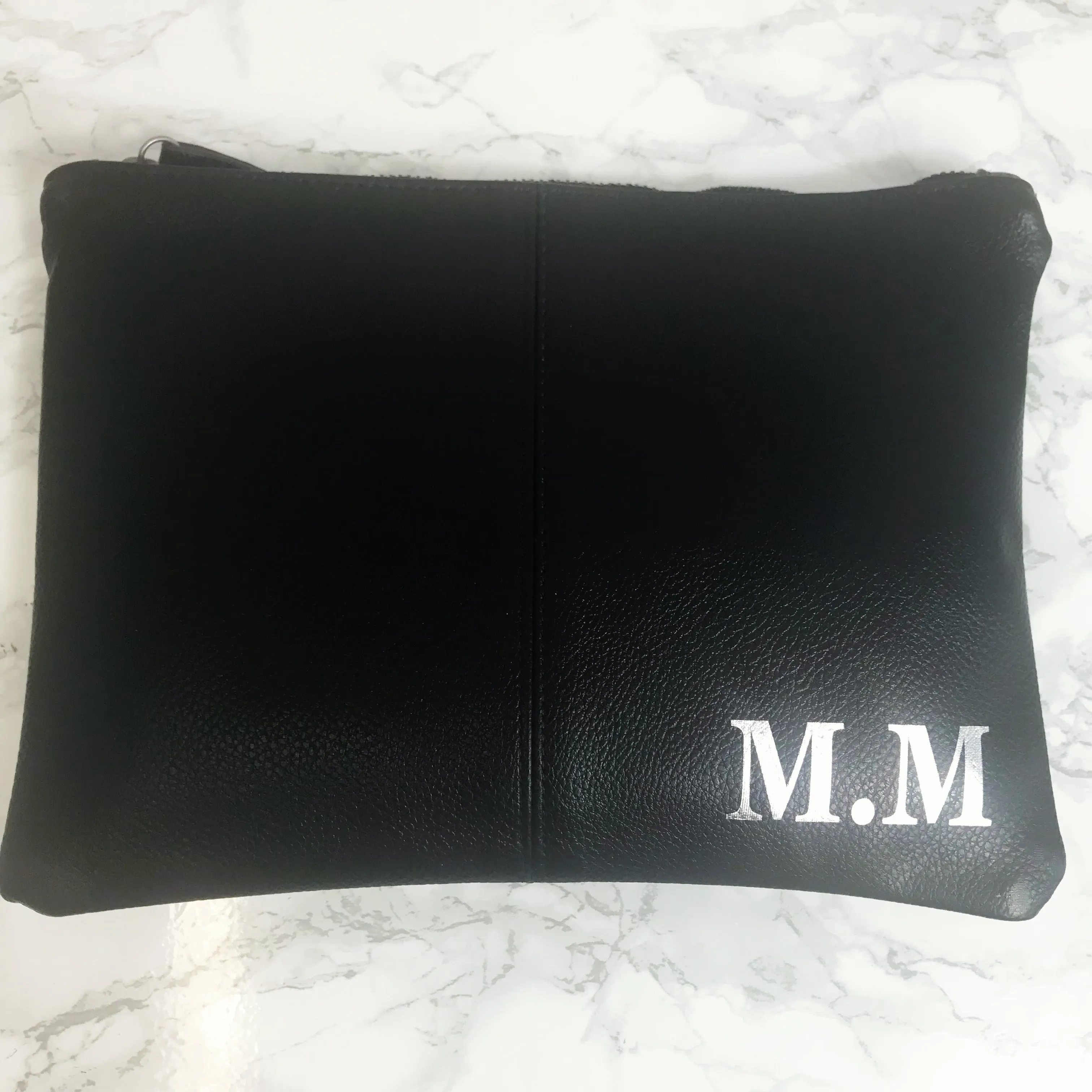NEW Personalised Wash & Toiletries Bag, Grooming Bag or Man Bag - Perfect for Thank You Teacher Gifts - 2 Colourways