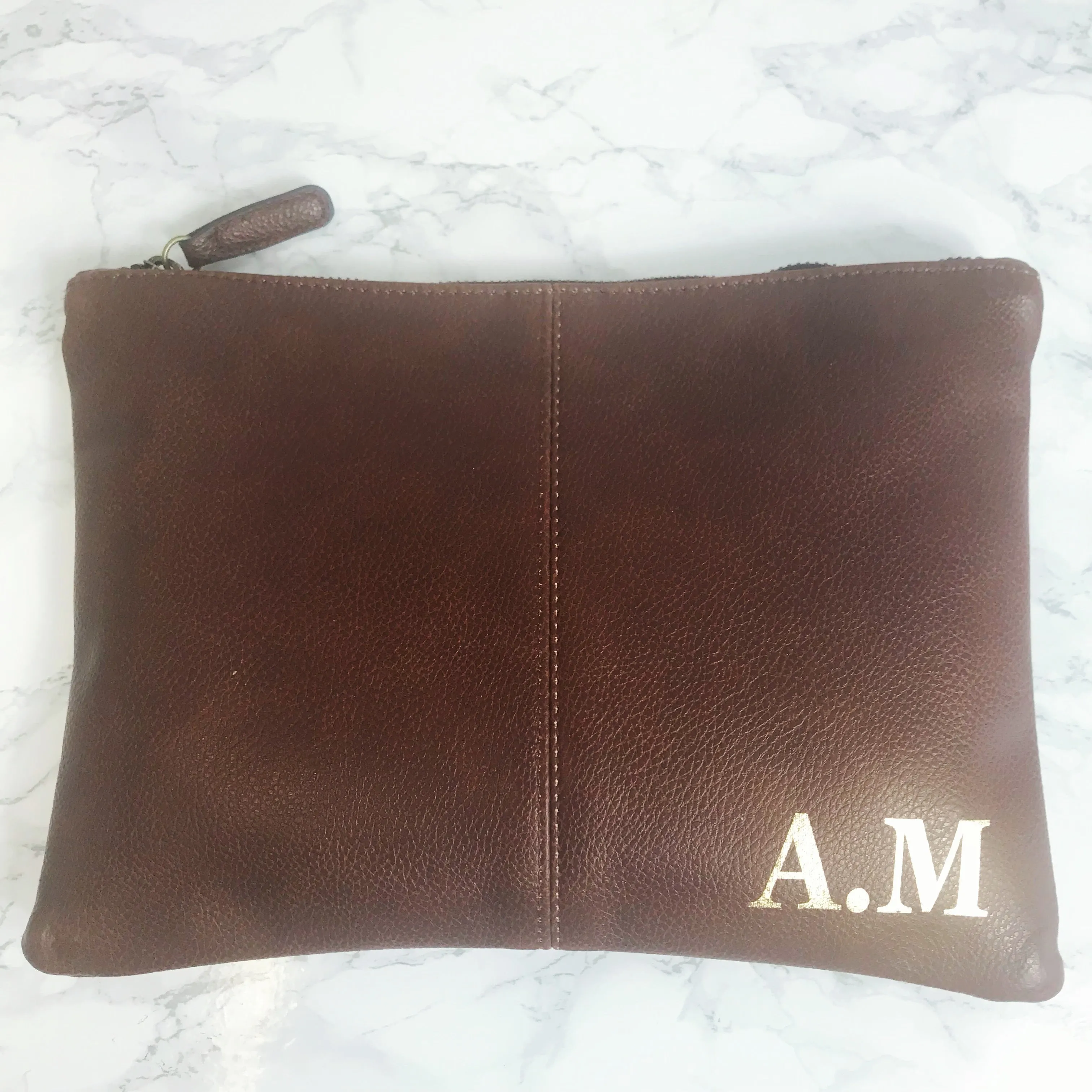NEW Personalised Wash & Toiletries Bag, Grooming Bag or Man Bag - Perfect for Thank You Teacher Gifts - 2 Colourways