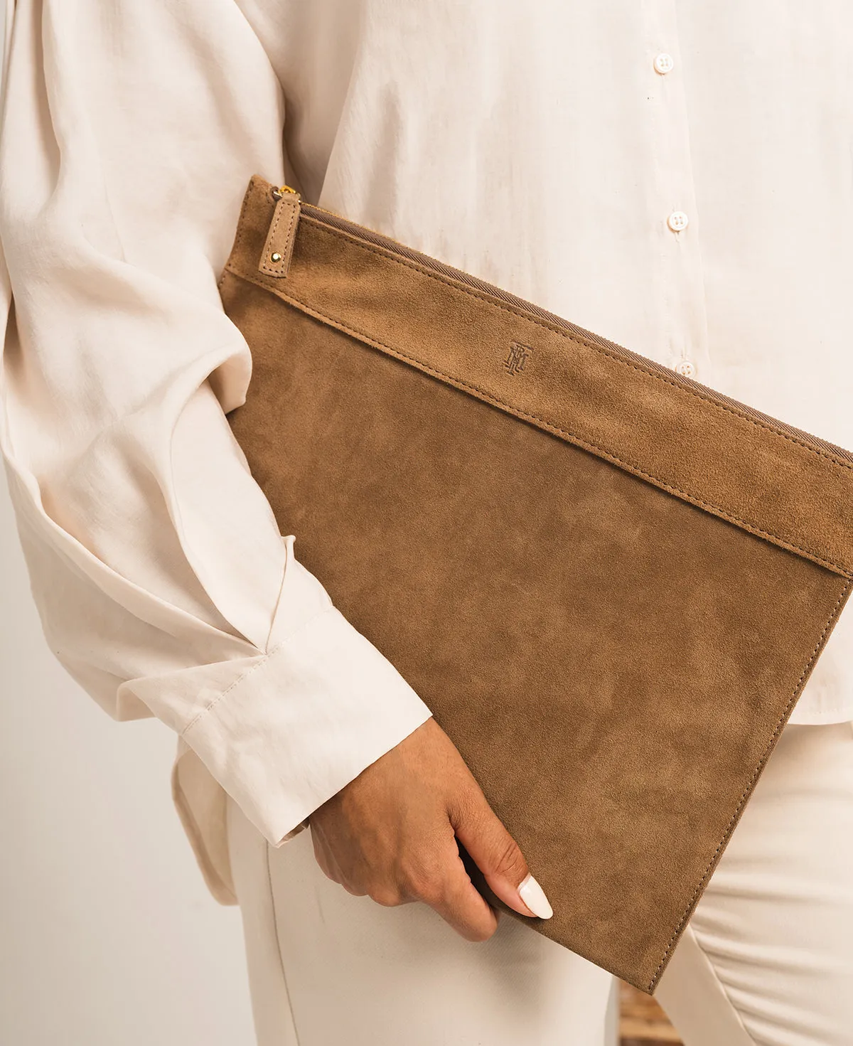 POUCH LARGE TAN